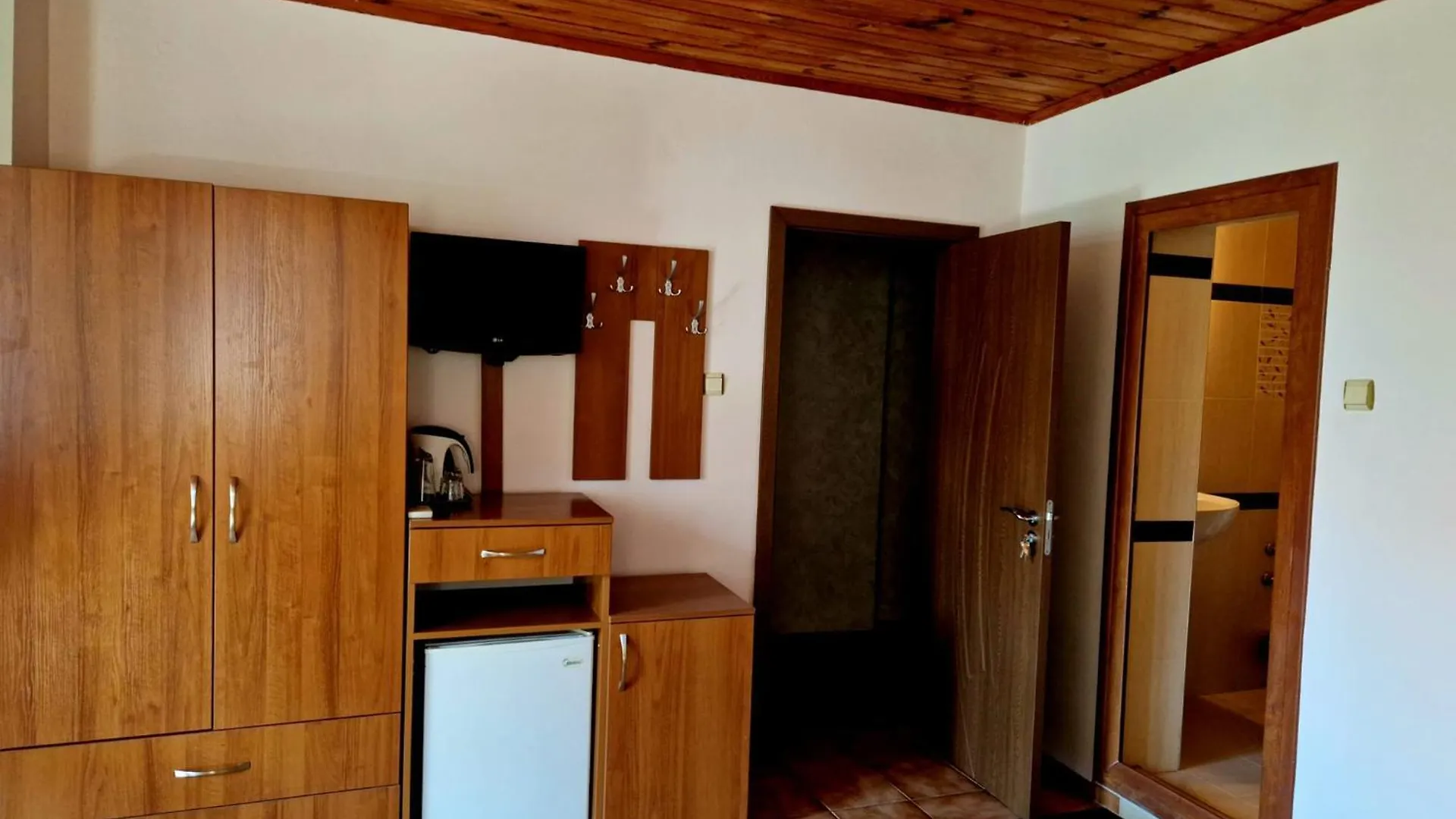 Цар Калоян Apartment Primorsko Homestay